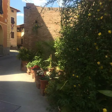 Minerva Daire Casciana Terme